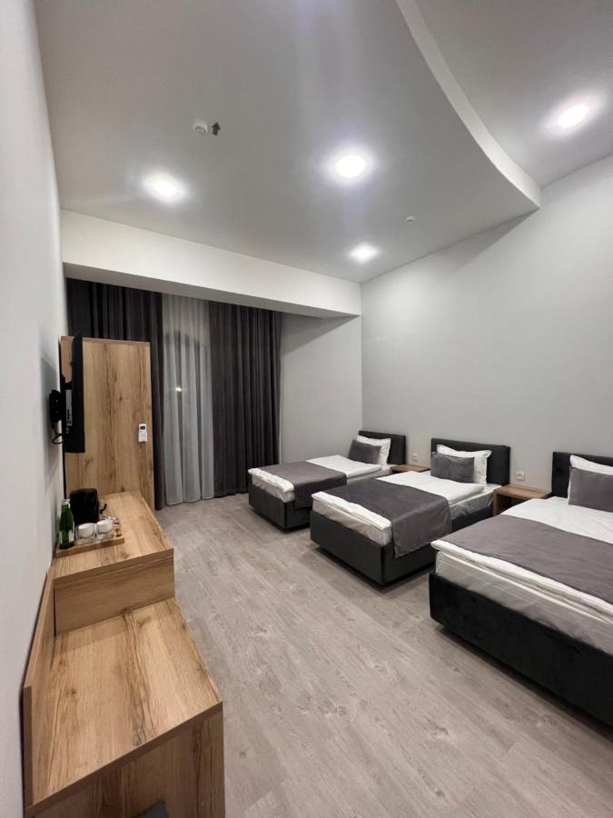 Rever Hotel Tashkent Ngoại thất bức ảnh