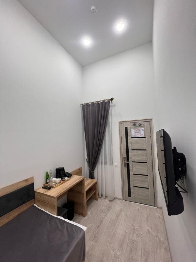 Rever Hotel Tashkent Ngoại thất bức ảnh
