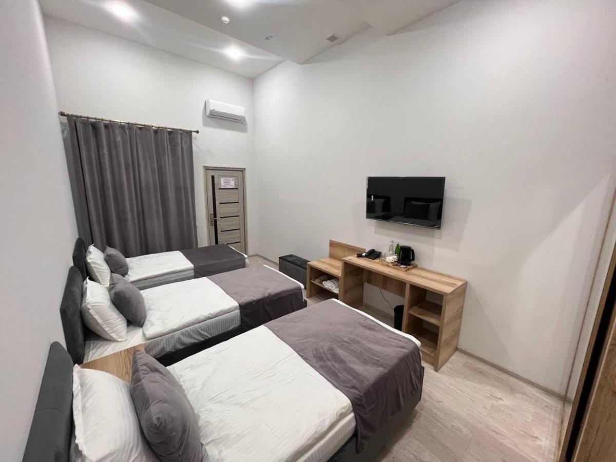 Rever Hotel Tashkent Ngoại thất bức ảnh