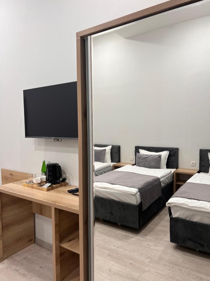 Rever Hotel Tashkent Ngoại thất bức ảnh