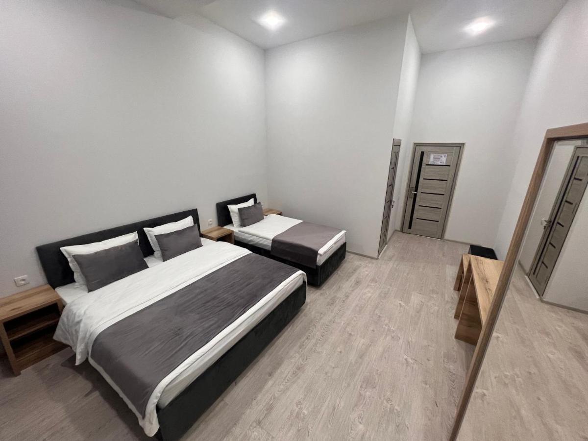 Rever Hotel Tashkent Ngoại thất bức ảnh